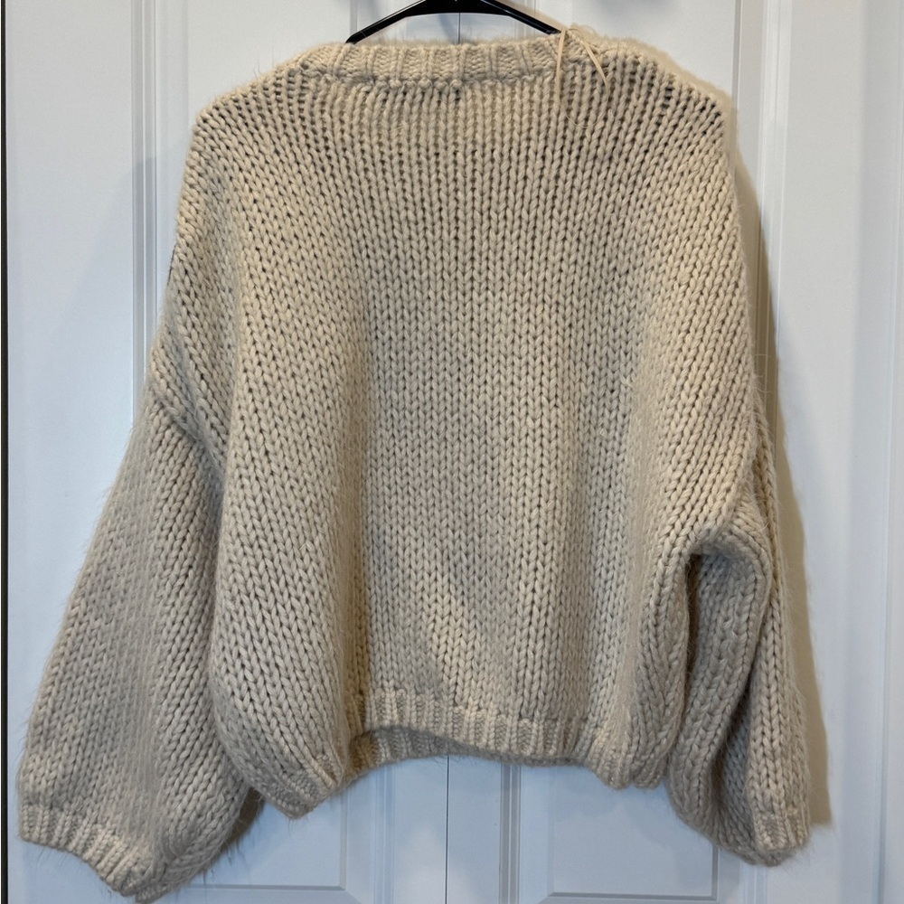 Zara Multicolor Embroidered‎ Cream Sweater - Picture 6 of 10